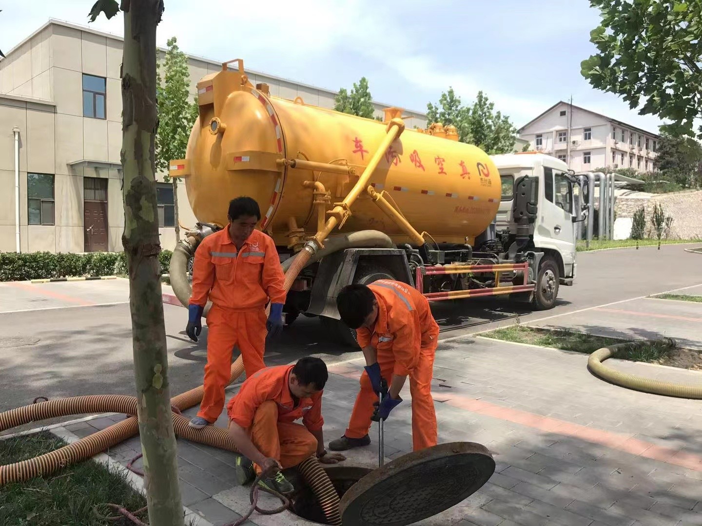 朔州化粪池清理与5-8吨吸粪车施工效率分析